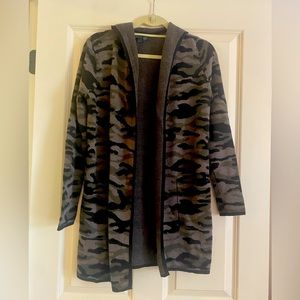 Rachel Zoe Camouflage Open Front Hooded Cardigan Size M - worn once!